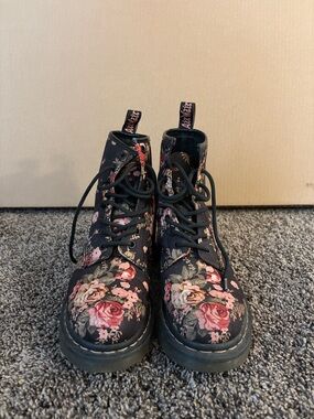 Dr. Martens Black Floral Lace-Up Boots